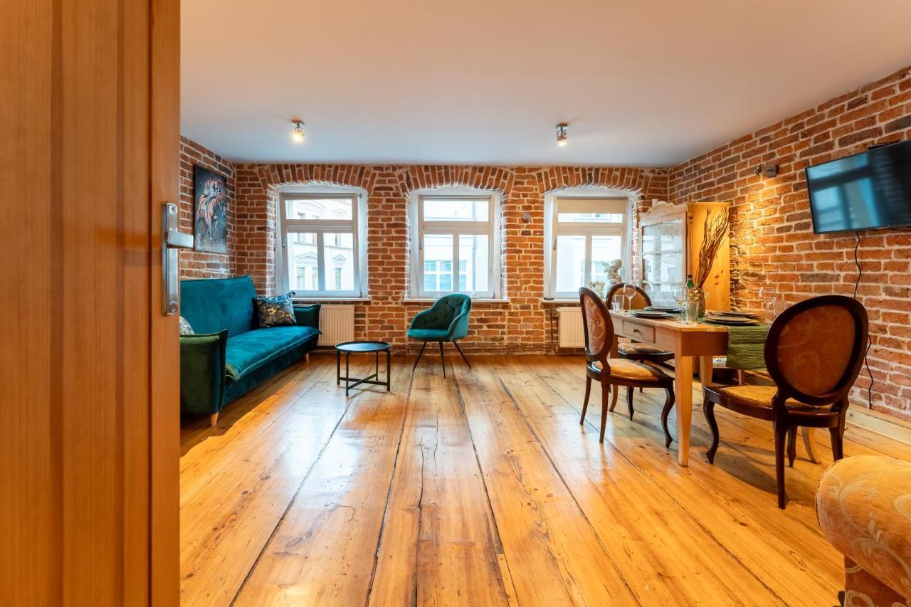 Apartament 1886 - Doba Do 14-00 - W Scislym Centrum Z Widokiem Na Majowke - By Space Apart Apartment Jelenia Góra Екстериор снимка